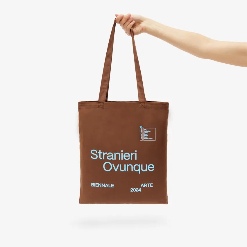 BROWN TOTE BAG STRANGERS EVERYWHERE La Biennale Gifts